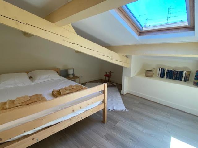 Duplex En Plein Coeur De Montpellier Apartment Exterior photo